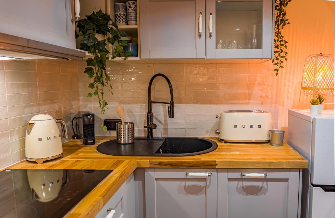 Nice Vieille Ville Appartement Neuf Et Cosy, Deux Chambres, 6 Couchages المظهر الخارجي الصورة
